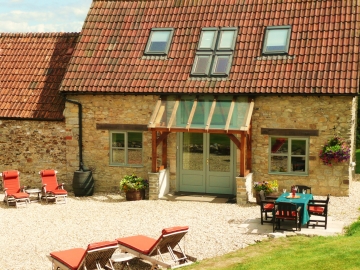 The Barn & outdoor area